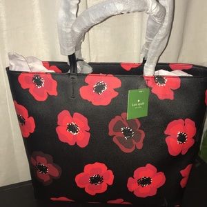 Last Chance! Kate Spade tote bag